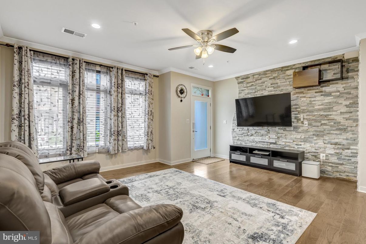 Interior, Living room, Recessed Lighting, Stone Walls, Wood Texture Flooring
