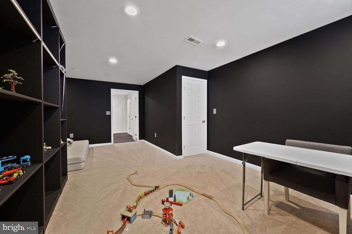 Interior, Recessed Lighting