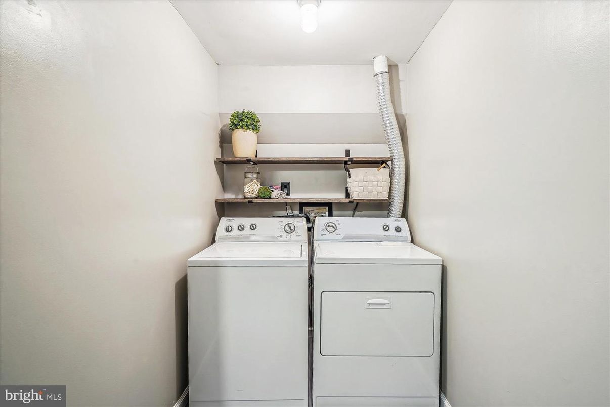 Interior, Utility Closets, Washer