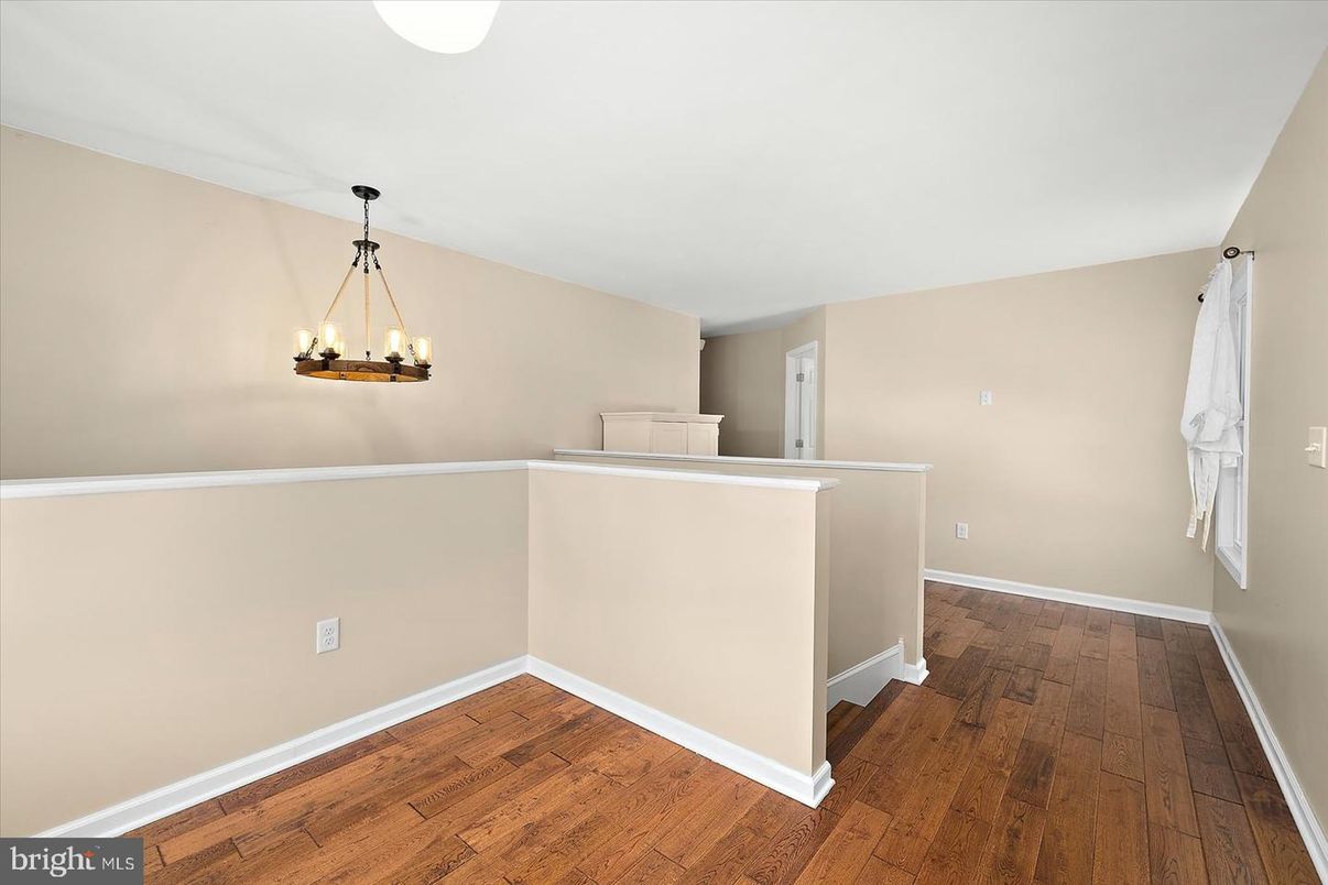 Chandelier, Interior, Wood Texture Flooring