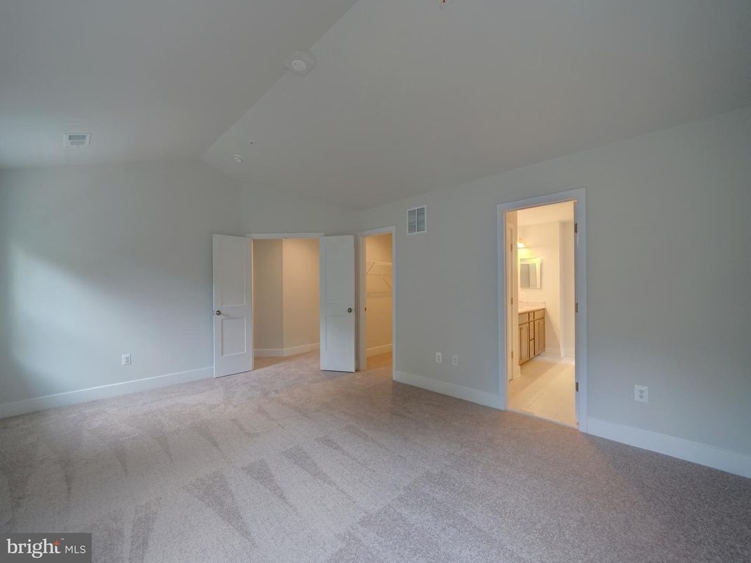 Bathroom, Empty room, Interior