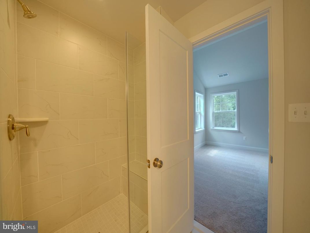Bathroom, Empty room, Interior