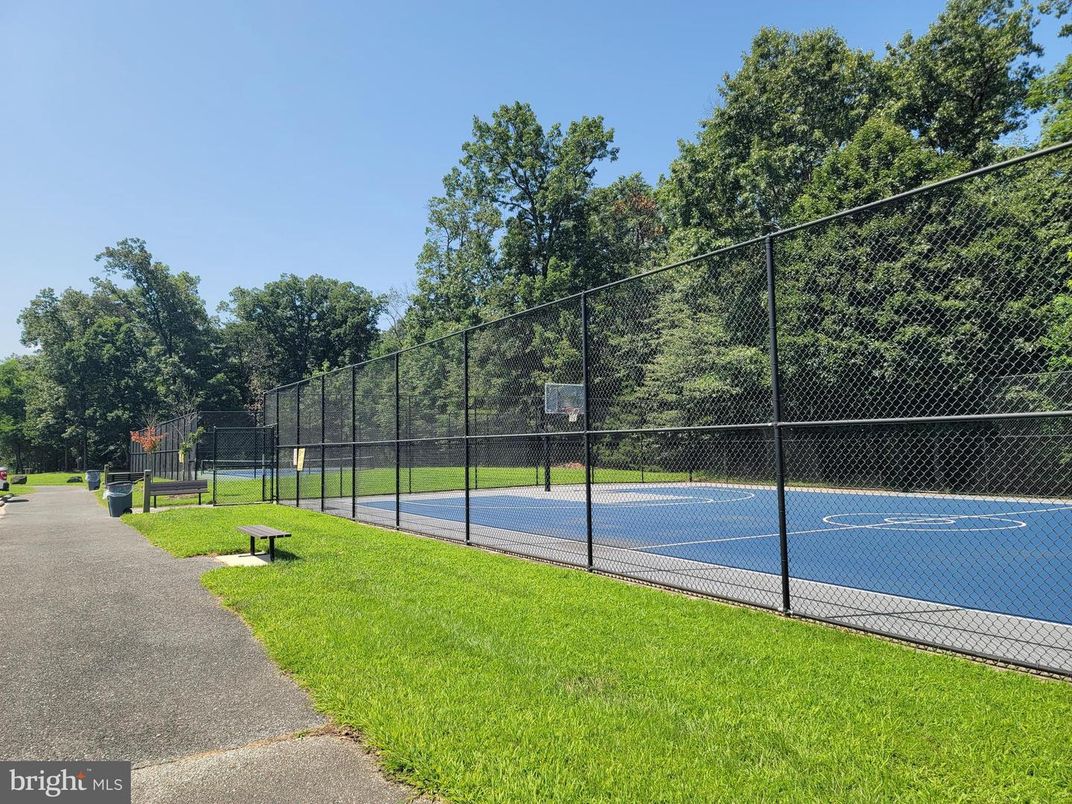 Exterior, Tennis Courts
