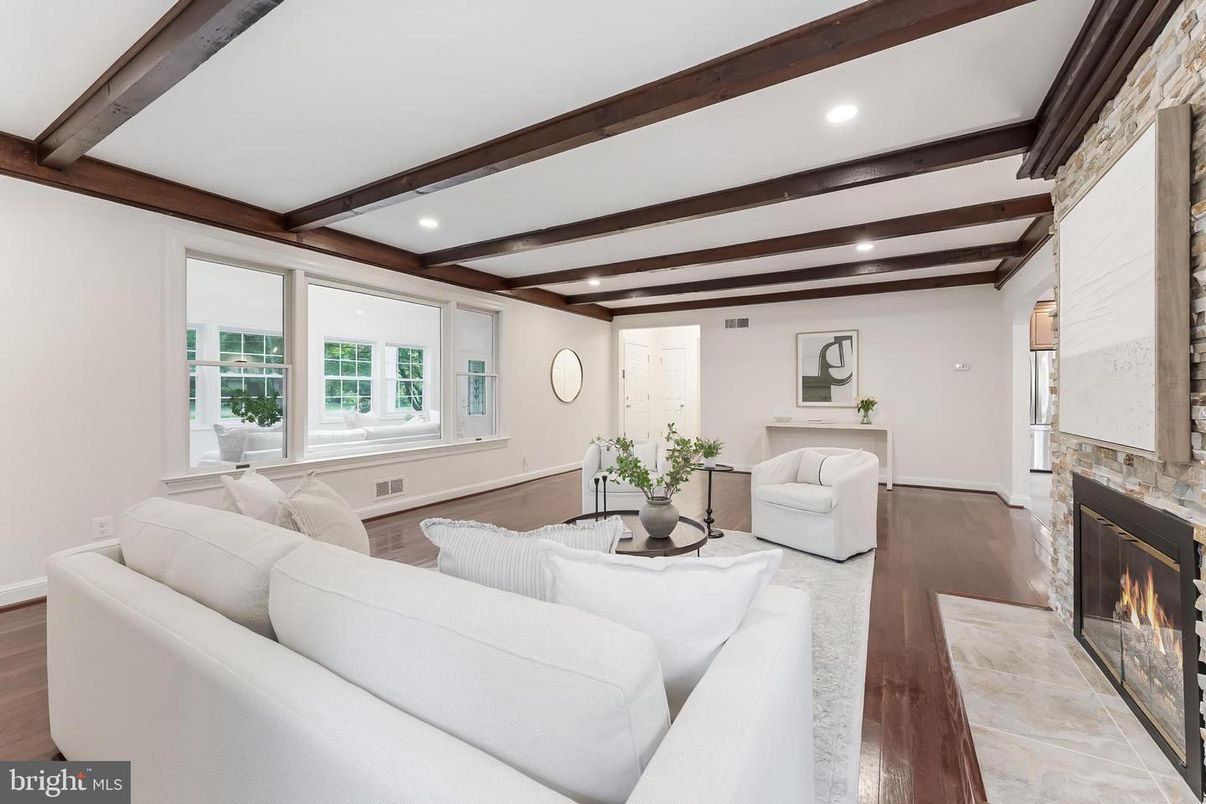 Fireplace, Interior, Living room, Recessed Lighting, Wooden Beams, Wood Texture Flooring