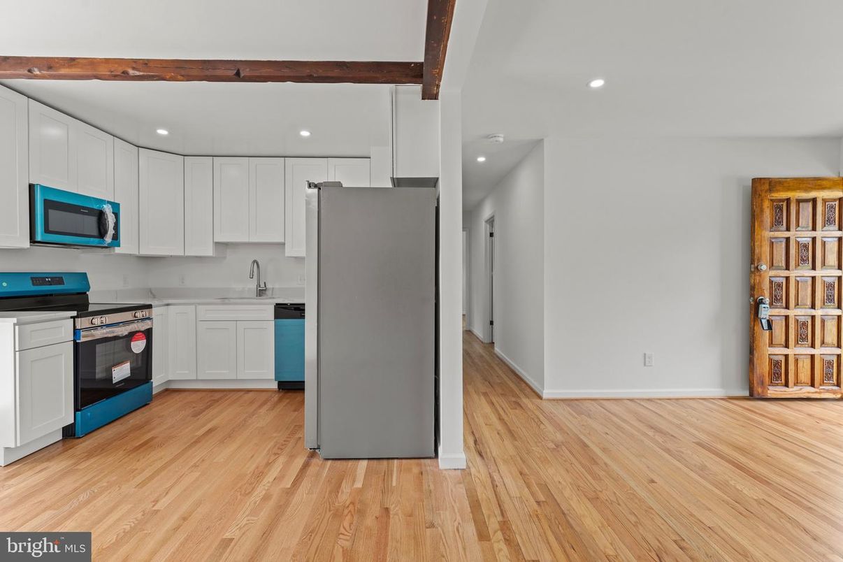 Interior, Kitchen, Recessed Lighting, Wooden Beams, Wood Texture Flooring