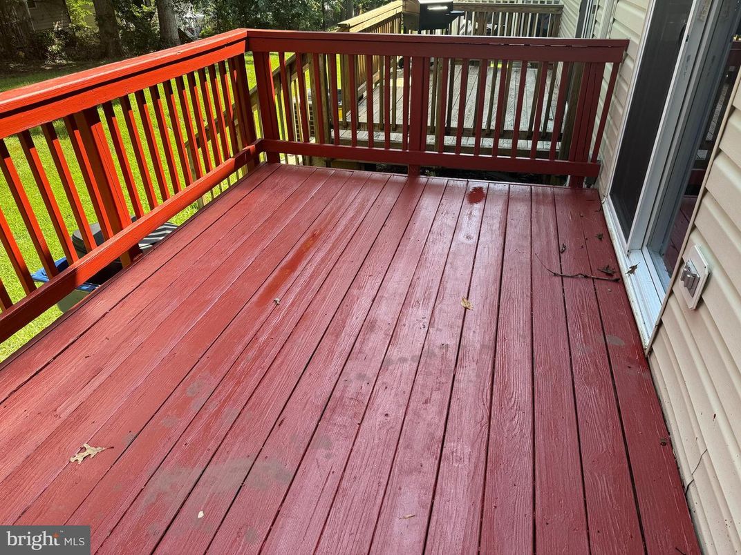 Exterior, Wood Texture Flooring