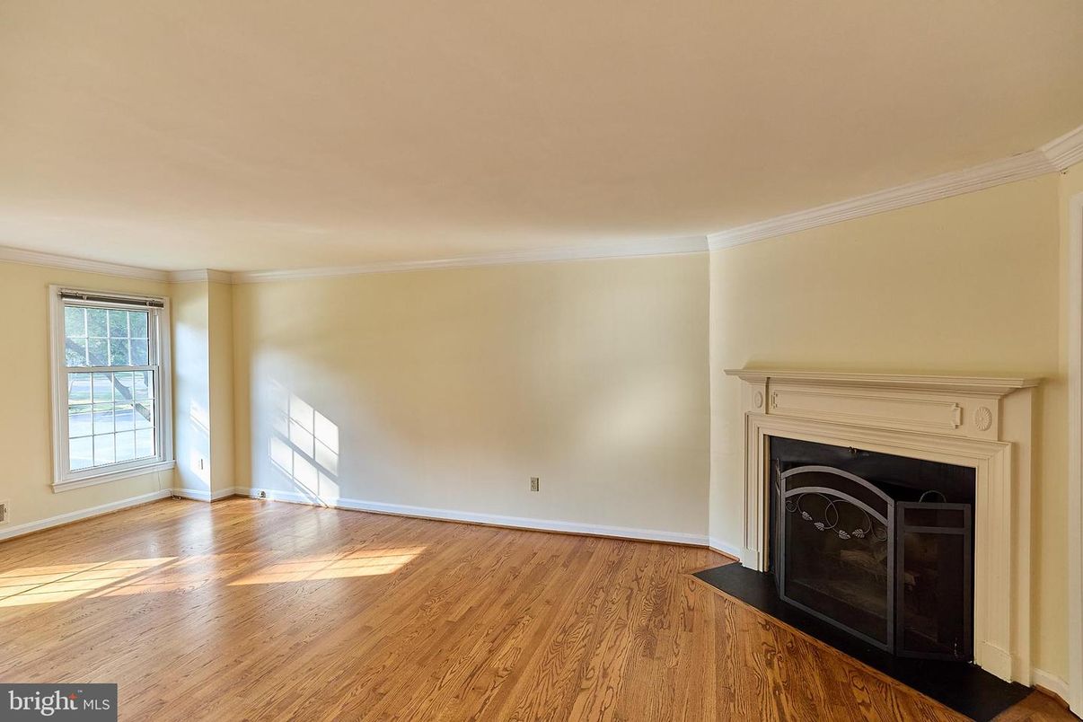 Empty room, Fireplace, Interior, Wood Texture Flooring