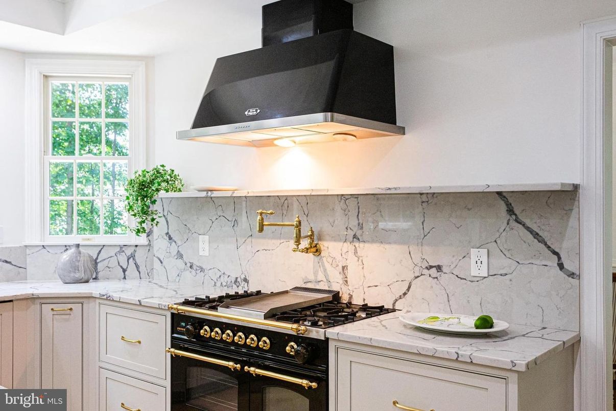 Interior, Kitchen, Marble Walls