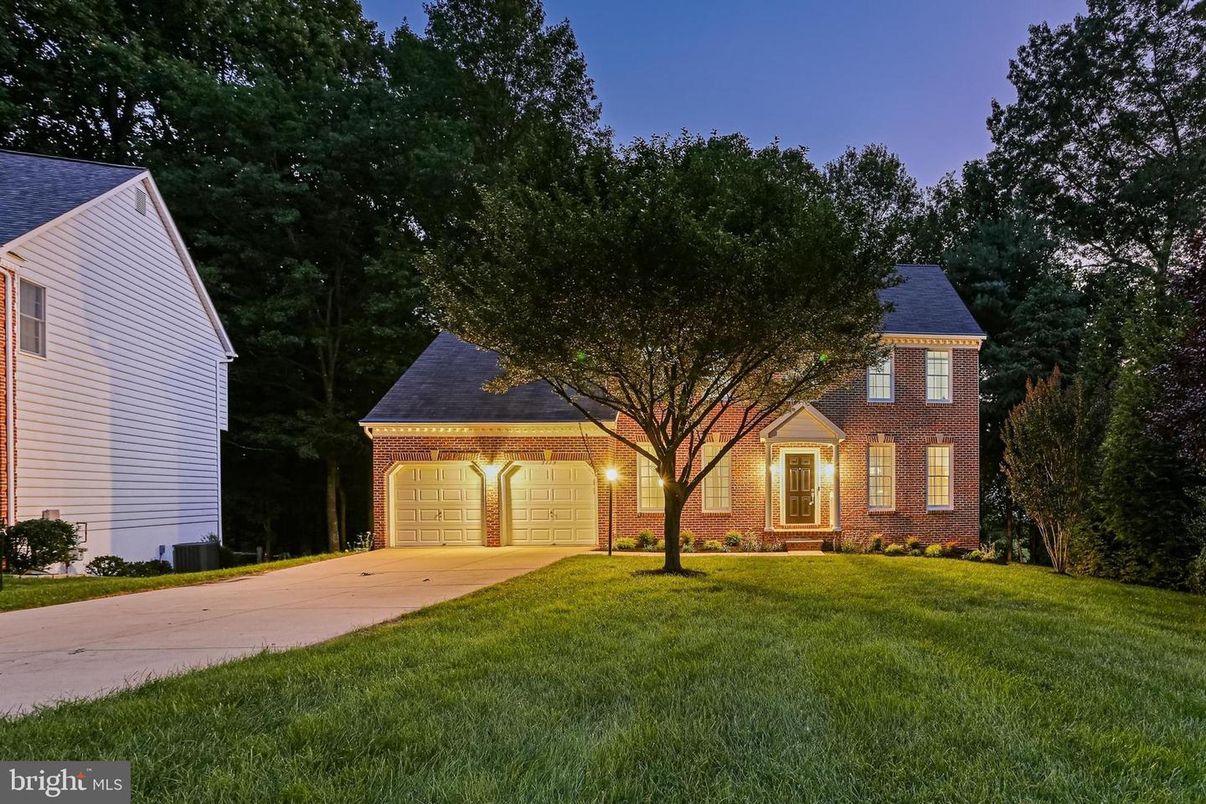 Attached, Exterior, Facade, Brick Facade, French Provincial