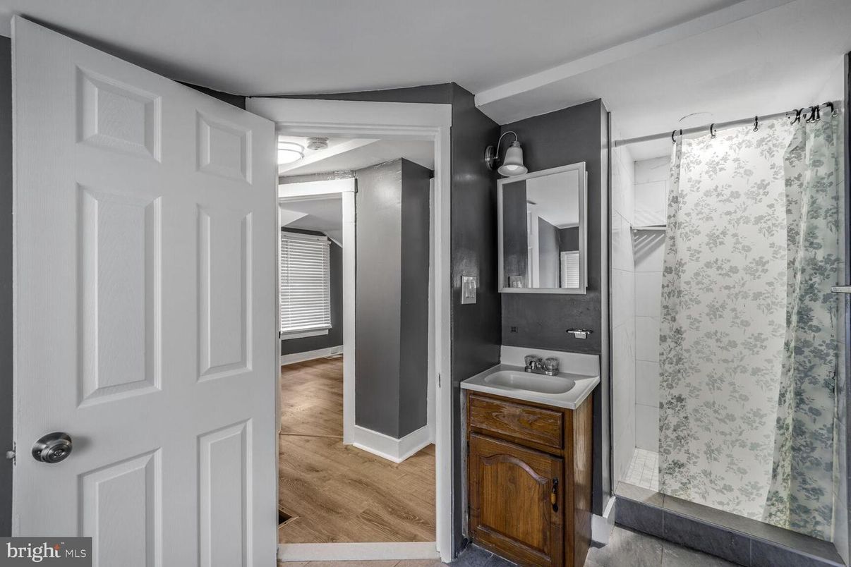 Bathroom, Interior, Wood Texture Flooring