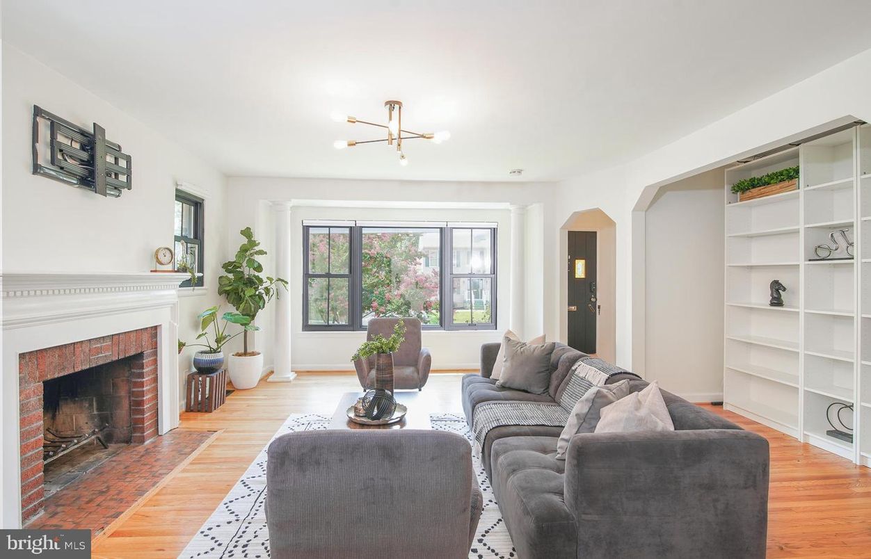 Fireplace, Interior, Living room, Pendant Lights, Wood Texture Flooring