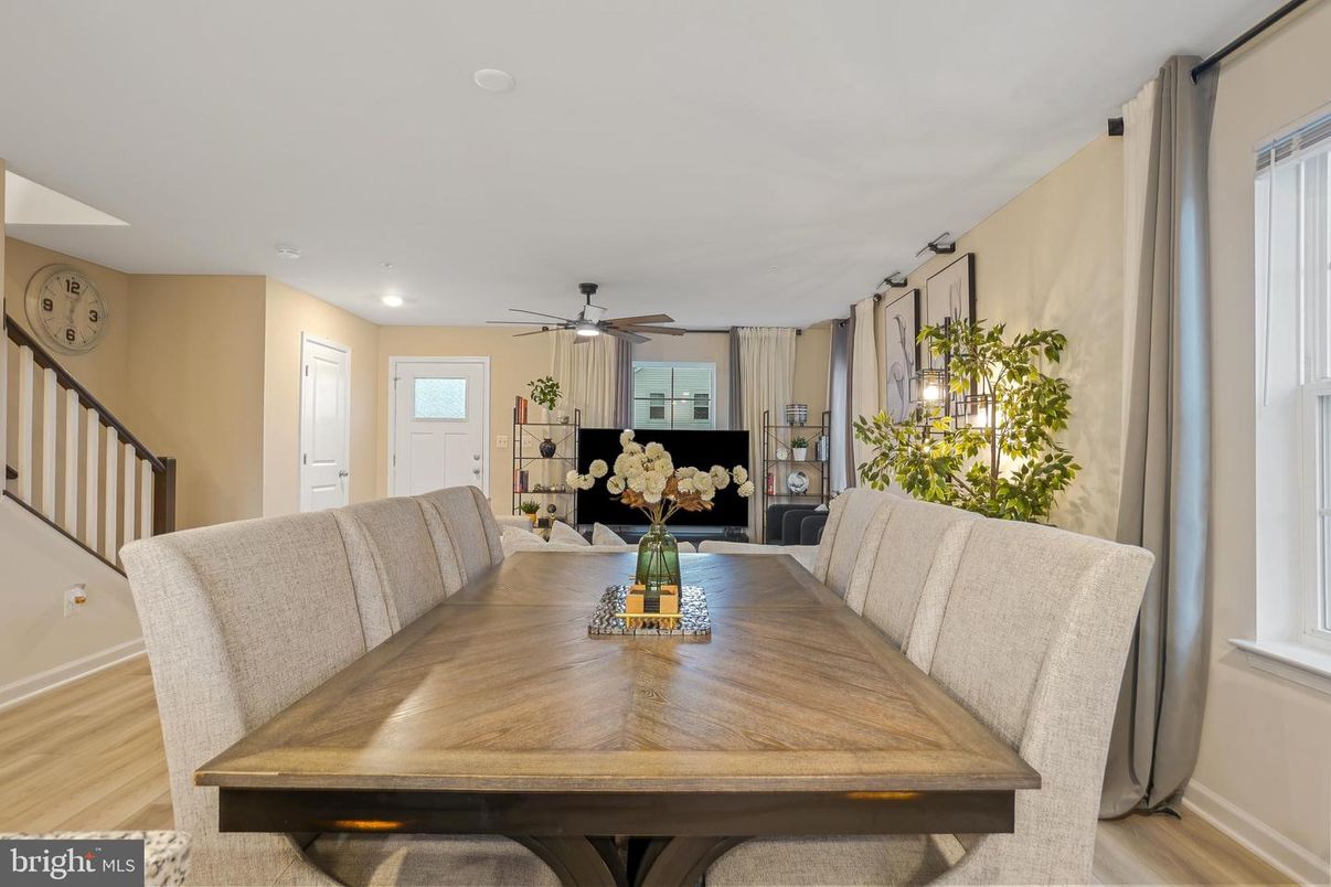 Dining room, Interior, Recessed Lighting, Wood Texture Flooring