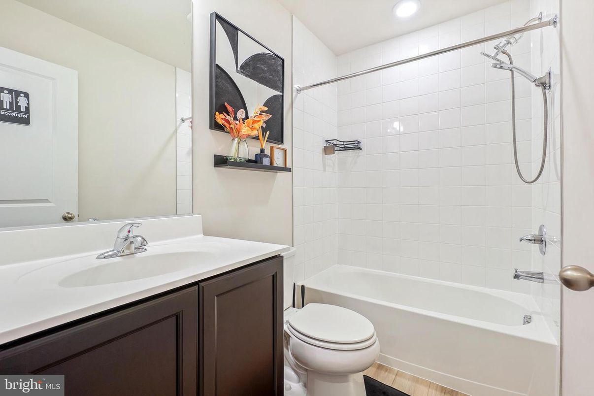 Bathroom, Interior, Recessed Lighting, Wood Texture Flooring