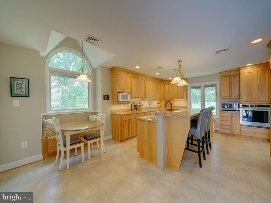 Dining room, Interior, Kitchen, Pendant Lights, Recessed Lighting