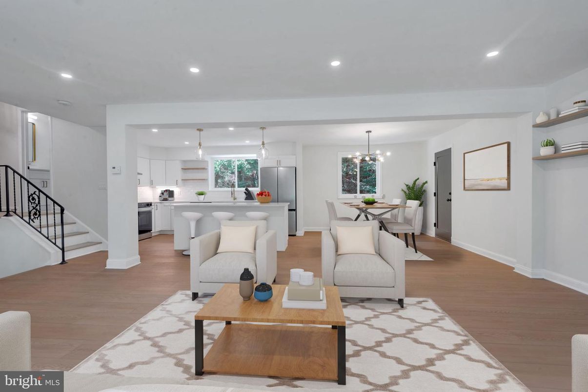 Dining room, Interior, Kitchen, Living room, Pendant Lights, Recessed Lighting, Wood Texture Flooring