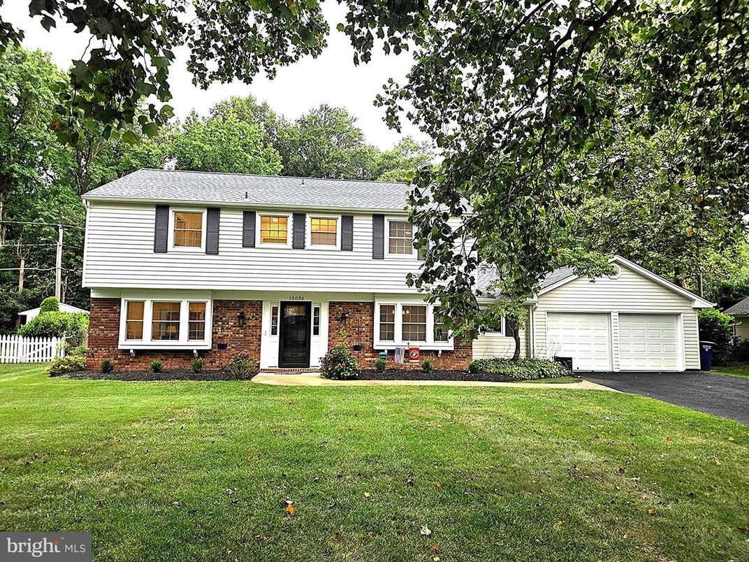 Detached Garage, Exterior, Facade, Brick Facade, Georgian