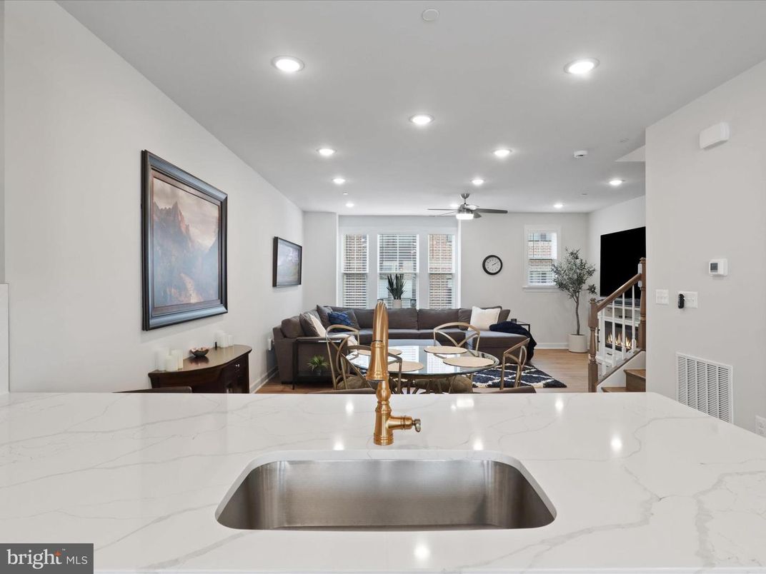 Dining room, Interior, Kitchen, Living room, Recessed Lighting, Wood Texture Flooring