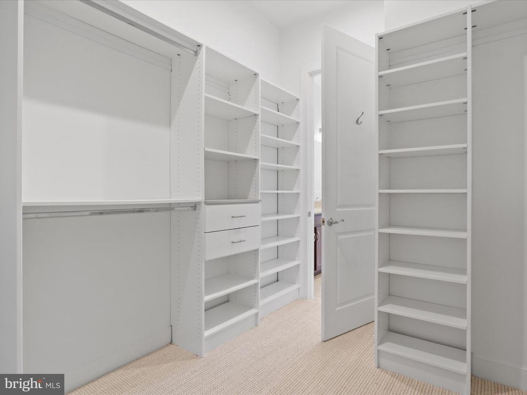 Interior, Walk-in Closets