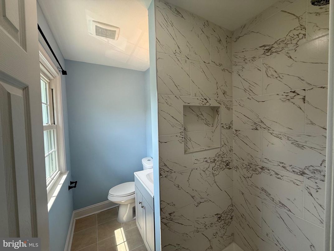 Bathroom, Interior, Marble Walls