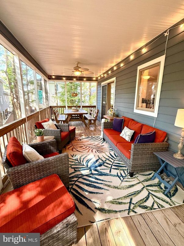 Dining room, Interior, Living room, Wood Texture Flooring