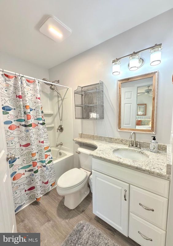 Bathroom, Interior, Recessed Lighting, Wood Texture Flooring