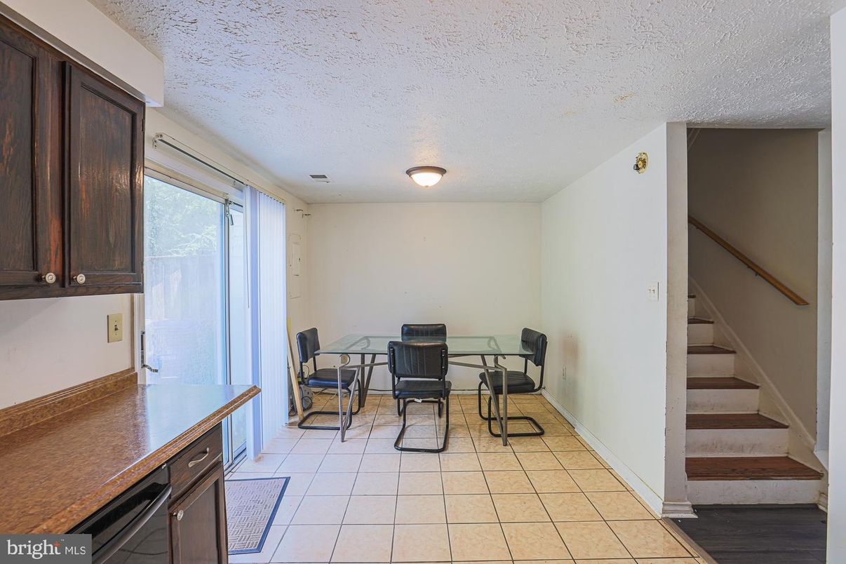 Dining room, Interior