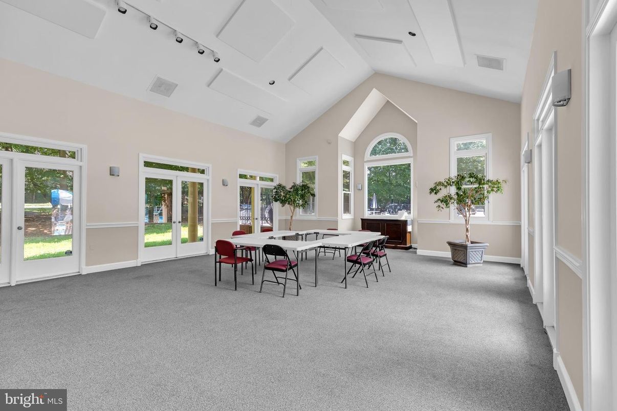 Dining room, Interior