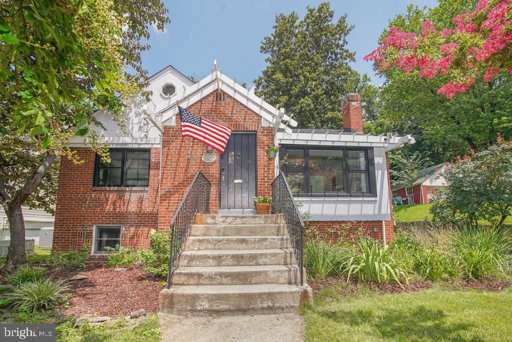 Exterior, Facade, Brick Facade, Tudor Revival