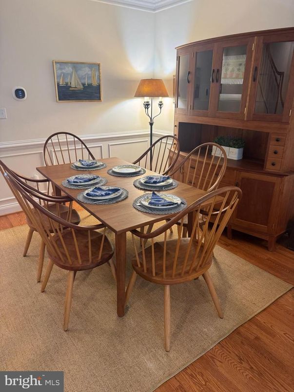 Dining room, Interior, Wood Texture Flooring