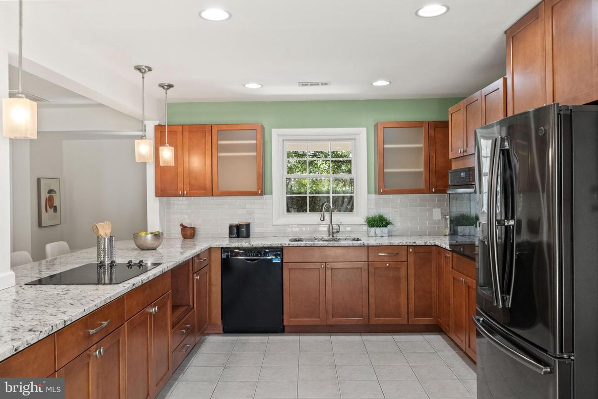Interior, Kitchen, Pendant Lights, Recessed Lighting