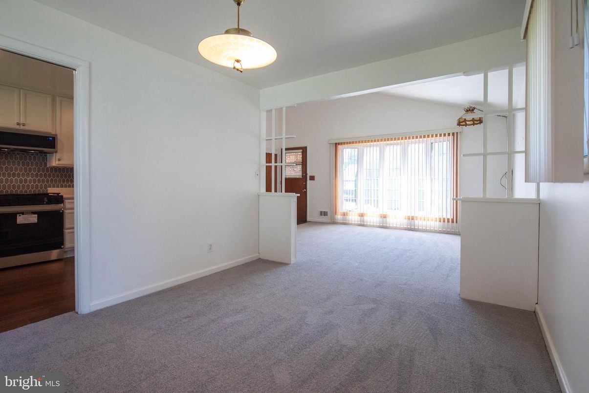 Empty room, Interior, Kitchen, Pendant Lights