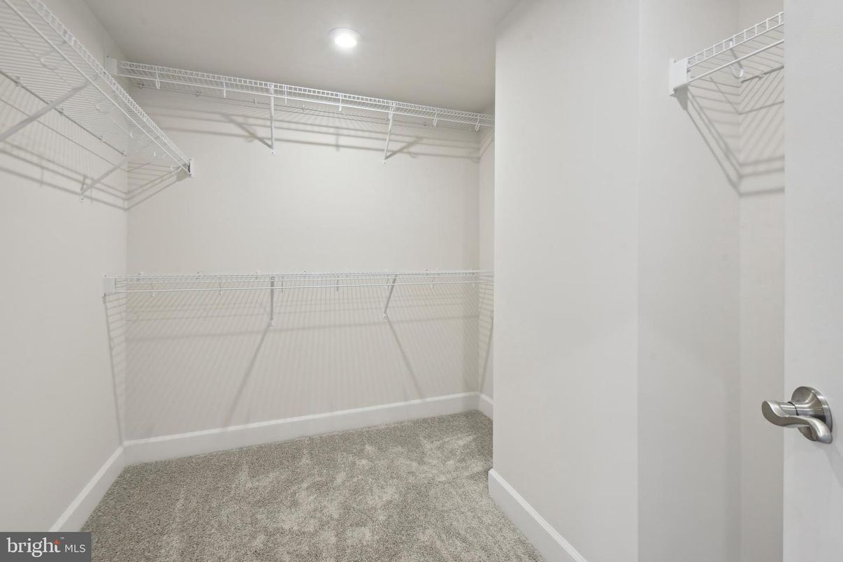 Interior, Recessed Lighting, Walk-in Closets