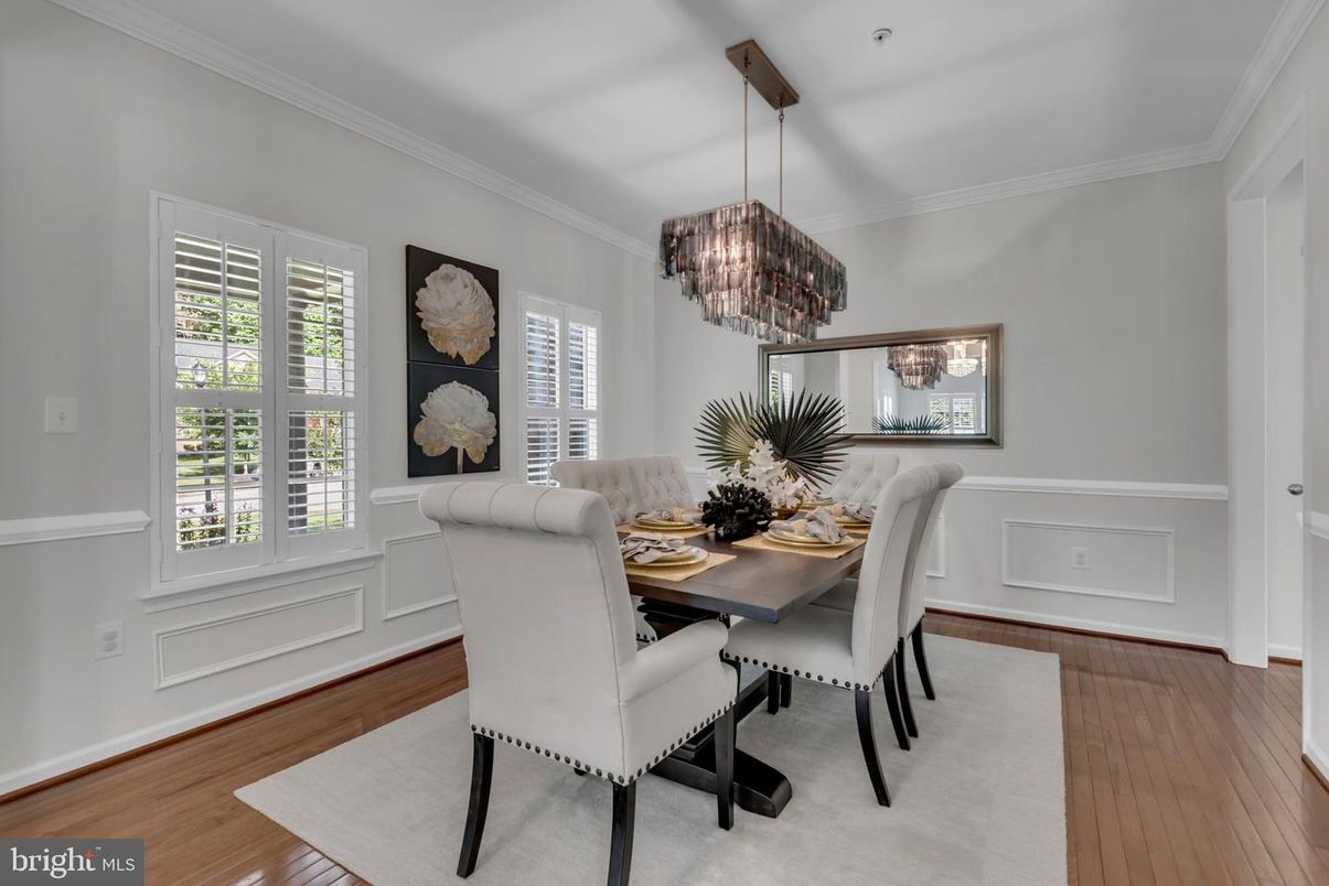 Chandelier, Dining room, Interior, Pendant Lights, Wood Texture Flooring