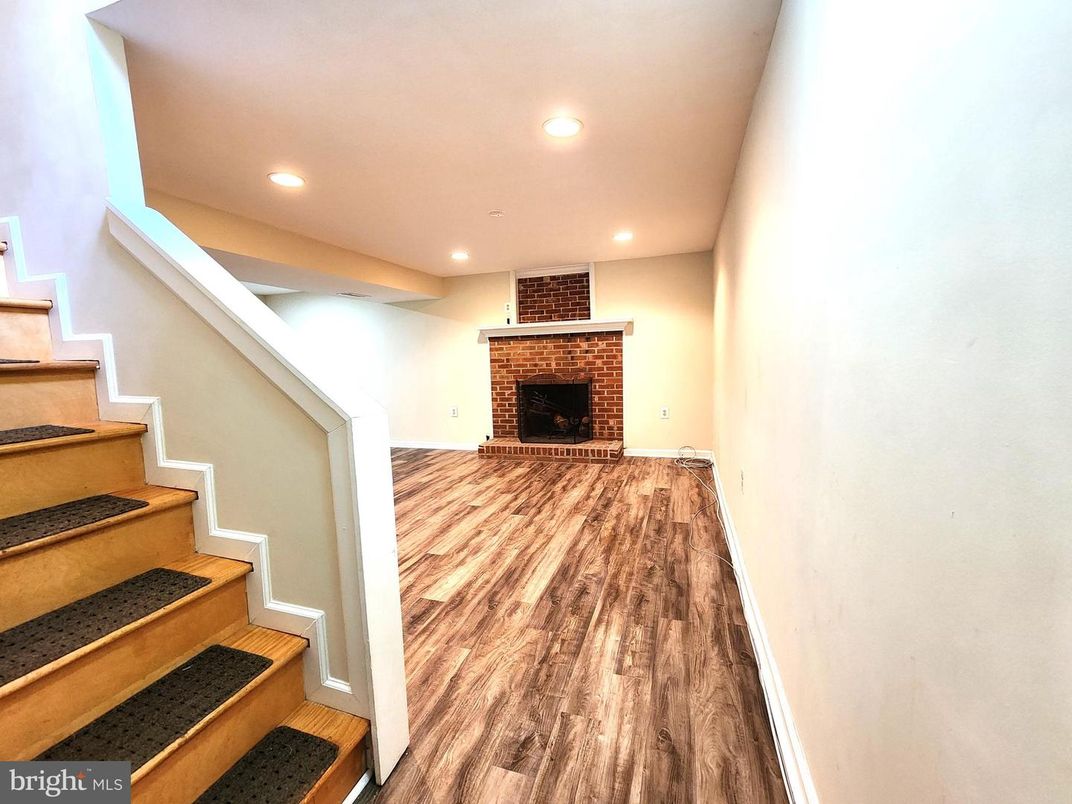 Fireplace, Interior, Recessed Lighting, Wood Texture Flooring