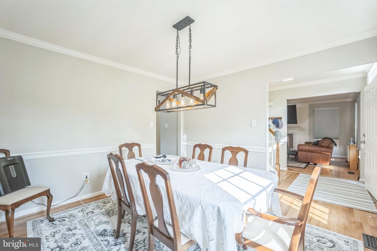 Dining room, Interior, Pendant Lights, Recessed Lighting, Wood Texture Flooring