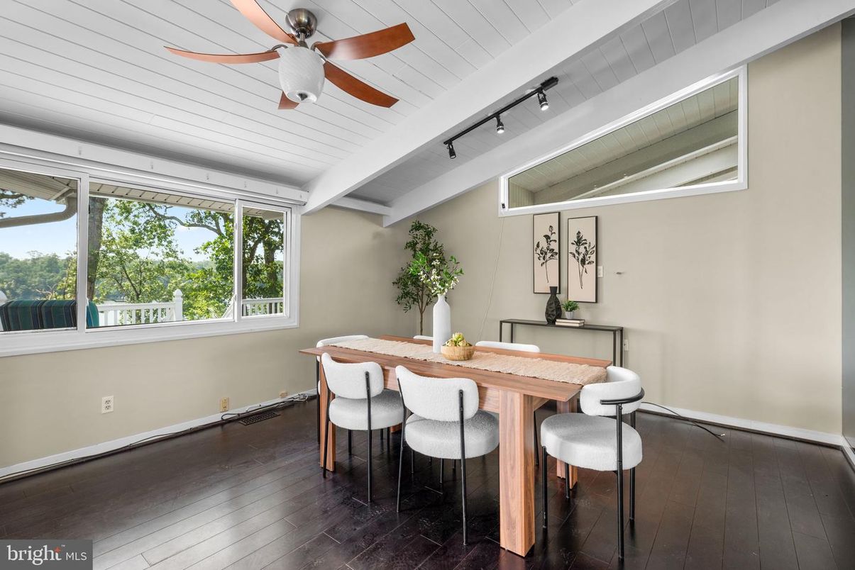 Dining room, Interior, Wood Texture Flooring