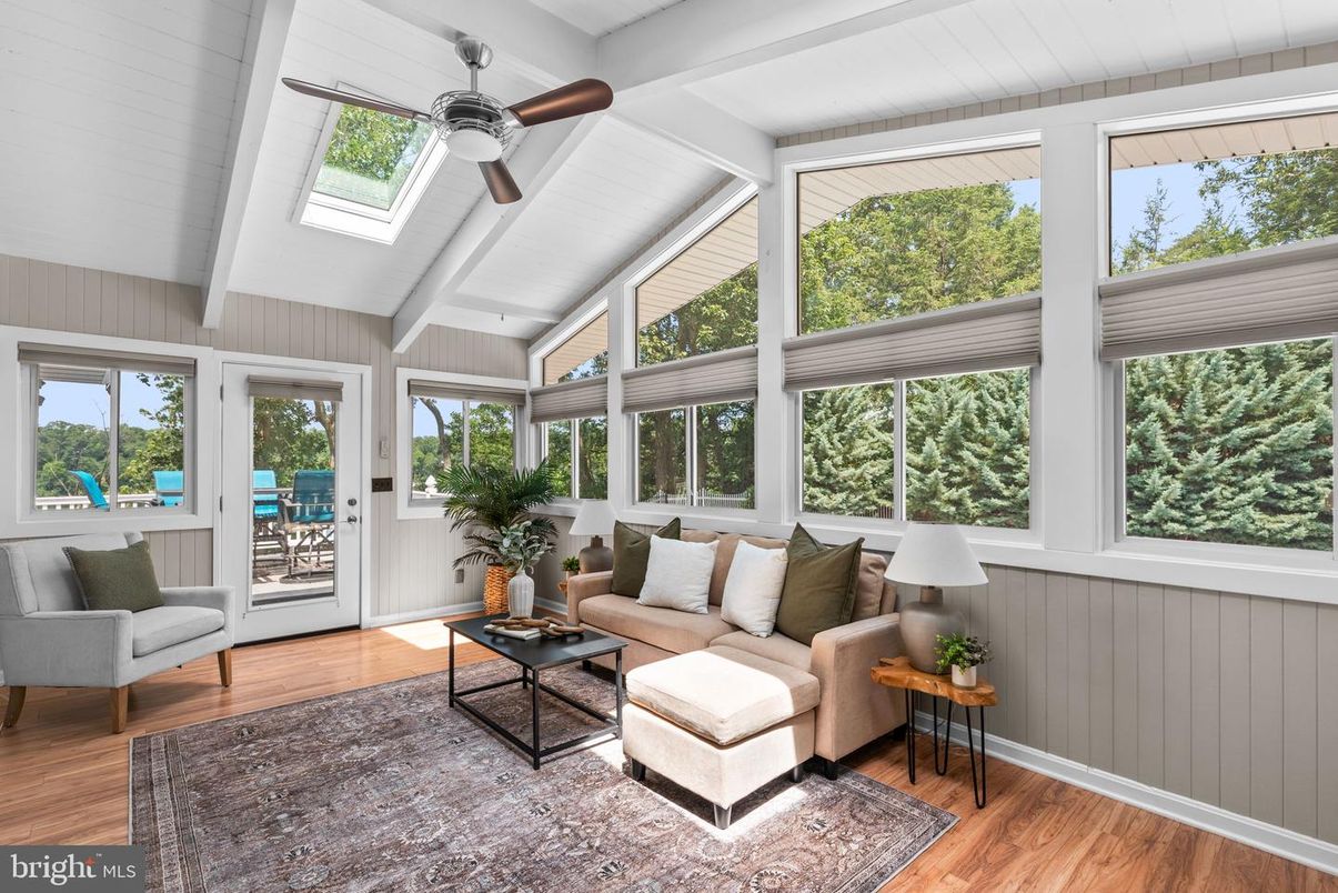 Interior, Living room, Sun Room, Wood Texture Flooring