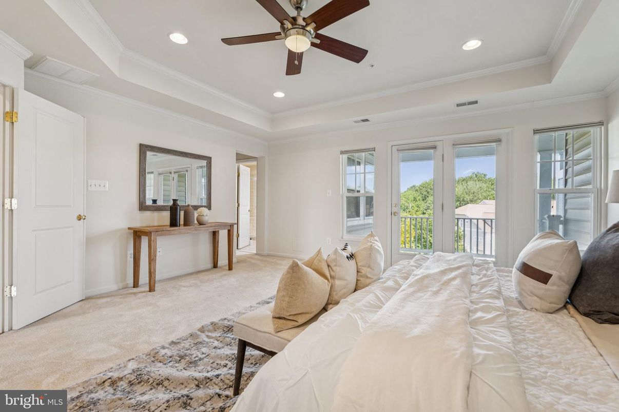 Bedroom, Interior, Recessed Lighting