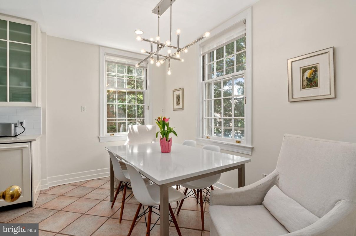 Dining room, Interior, Pendant Lights, Recessed Lighting