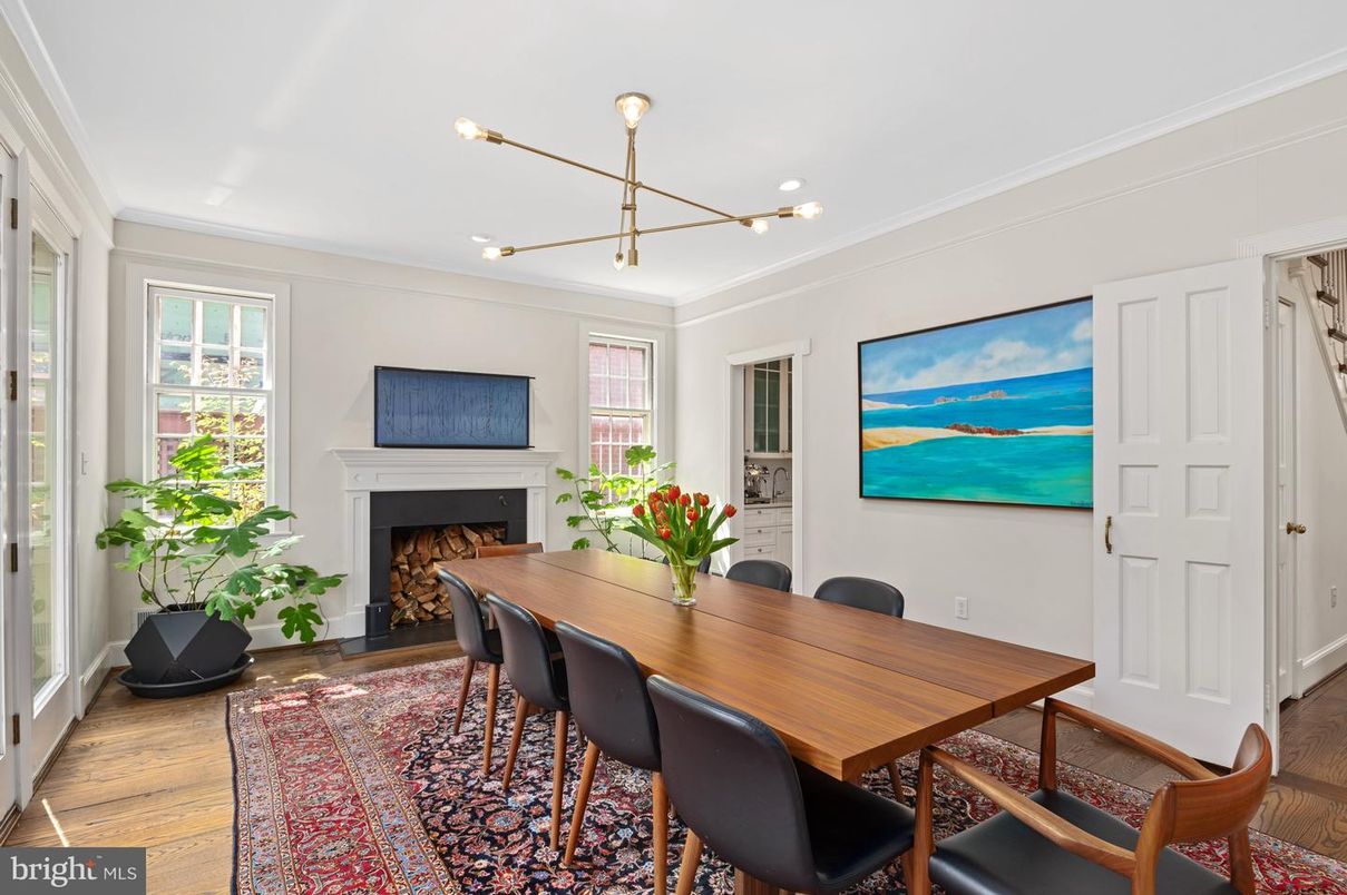 Dining room, Fireplace, Interior, Pendant Lights, Wood Texture Flooring