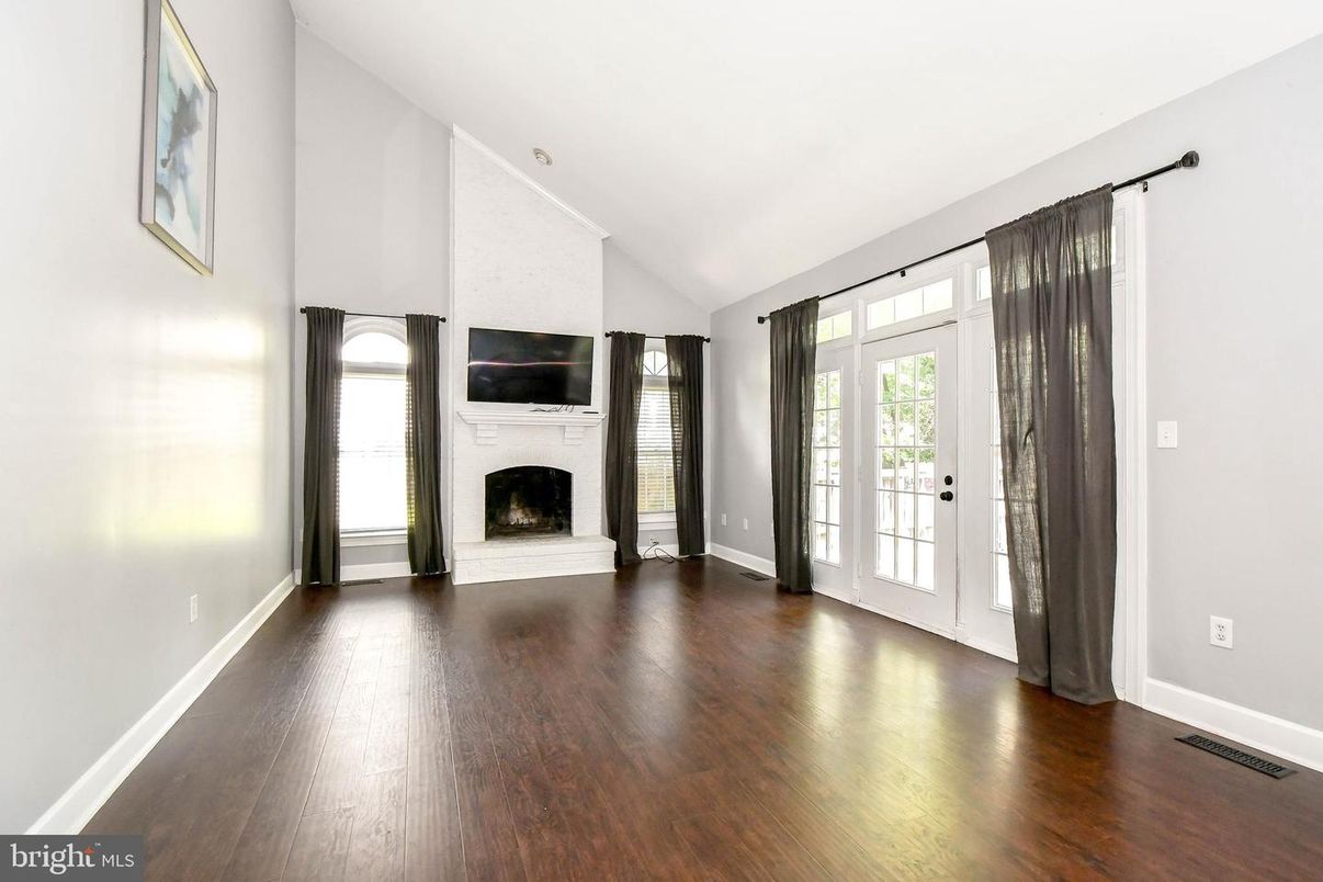 Empty room, Fireplace, Interior, Wood Texture Flooring