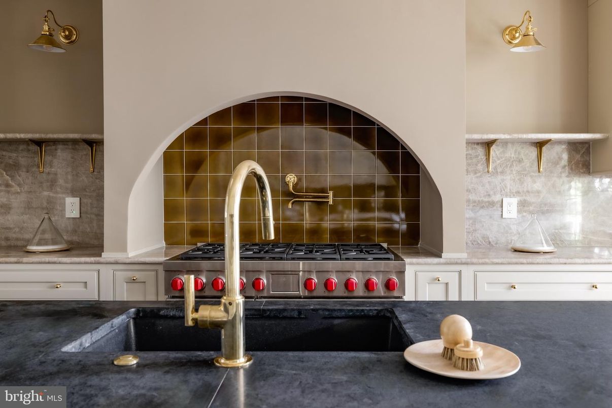 Interior, Kitchen, Stainless Steel Appliances