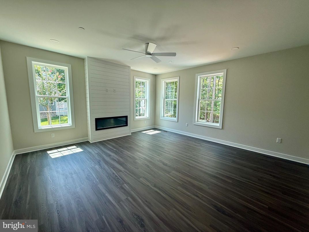 Empty room, Fireplace, Interior, Wood Texture Flooring