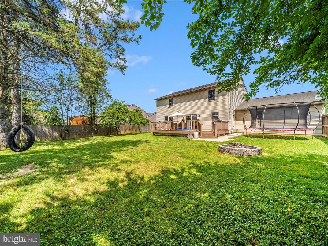 Backyard, Exterior, Playground