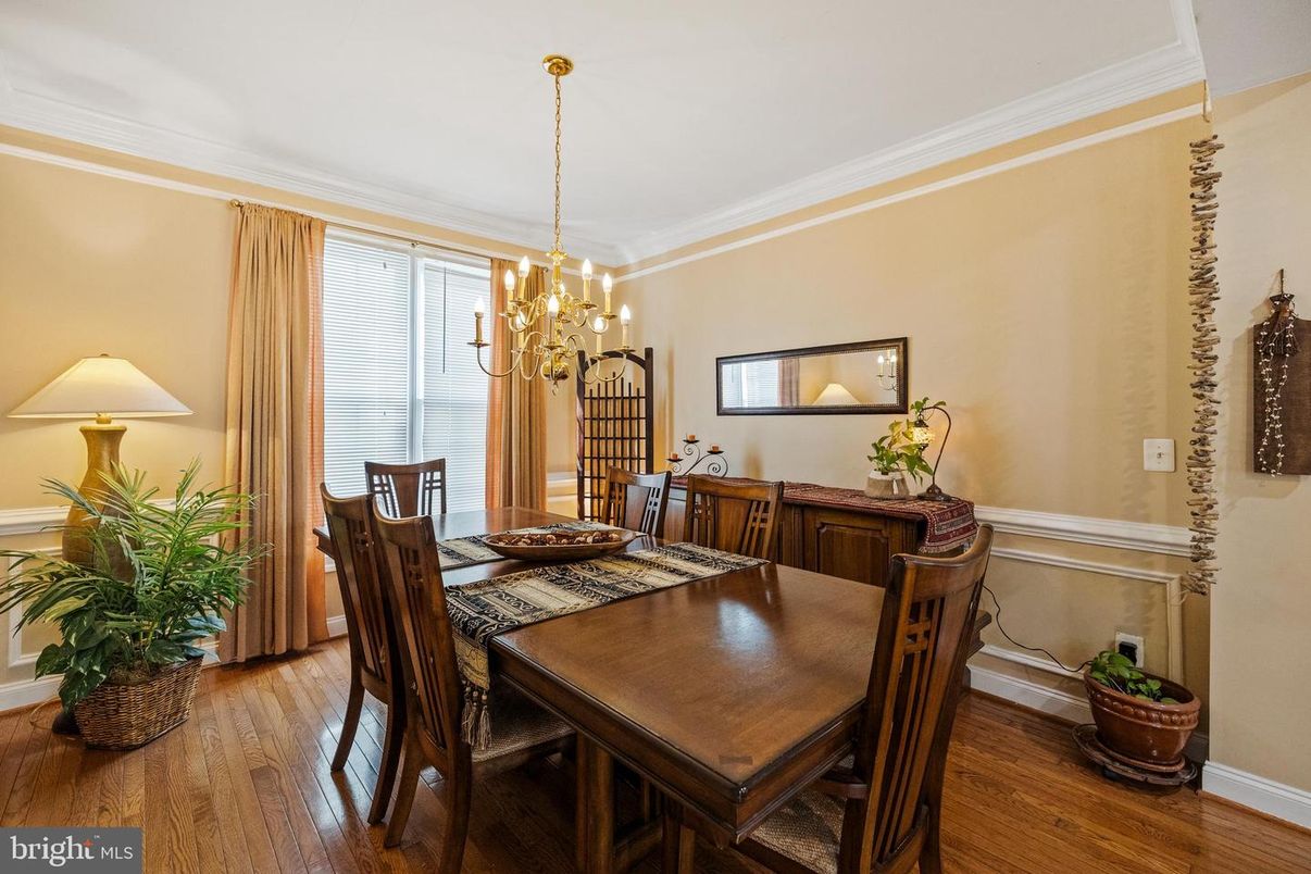 Chandelier, Dining room, Interior, Wood Texture Flooring