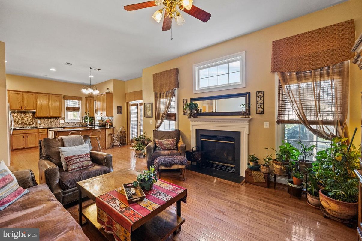 Fireplace, Interior, Kitchen, Living room, Pendant Lights, Recessed Lighting, Wood Texture Flooring
