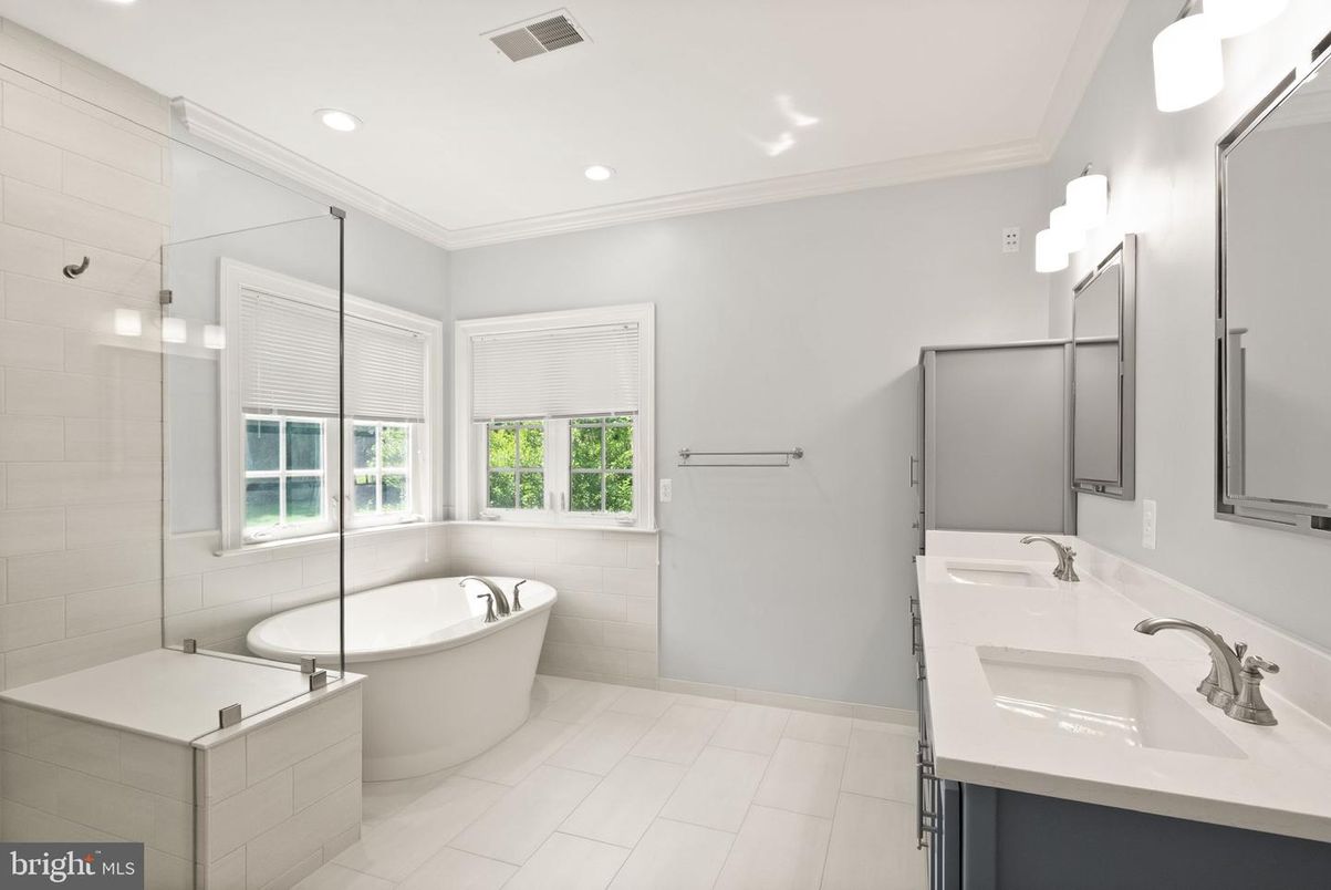 Bathroom, Dual Sink Vanities, Free Standing Baths, Glass Shower, Interior, Recessed Lighting