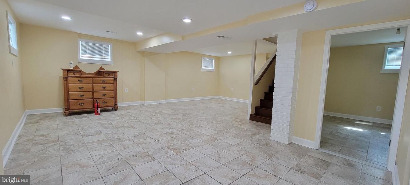Interior, Marble, Recessed Lighting