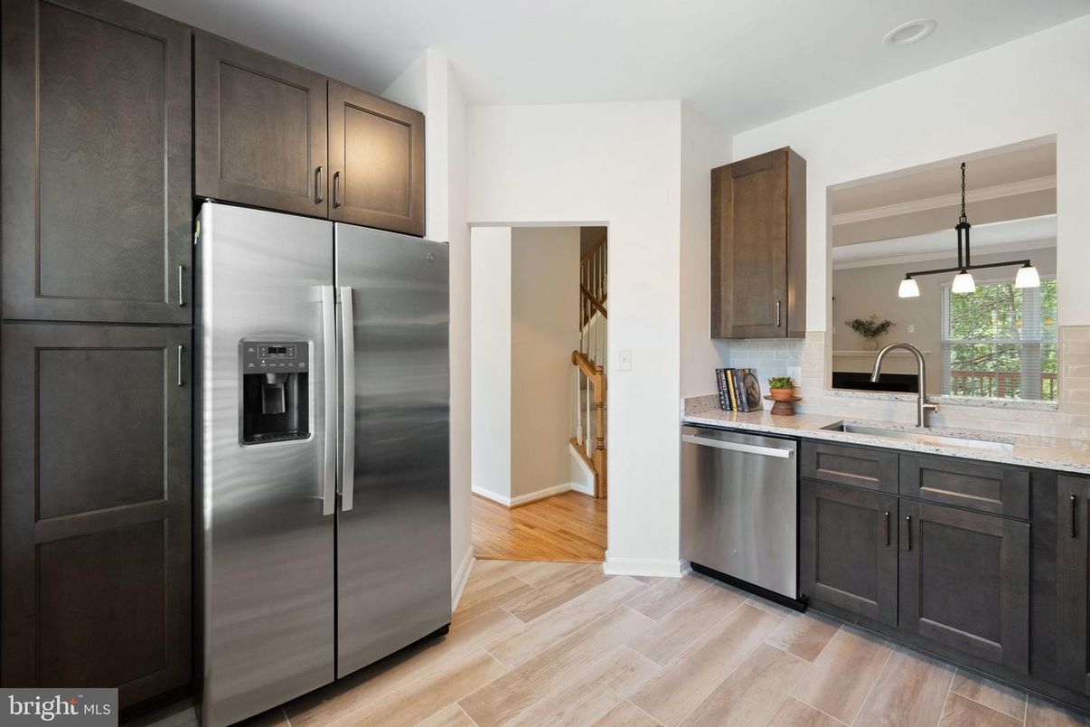 Interior, Kitchen, Pendant Lights, Stainless Steel Appliances, Wood Texture Flooring