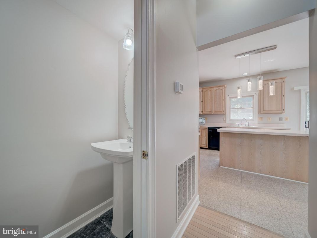 Bathroom, Interior, Kitchen, Pendant Lights, Wood Texture Flooring